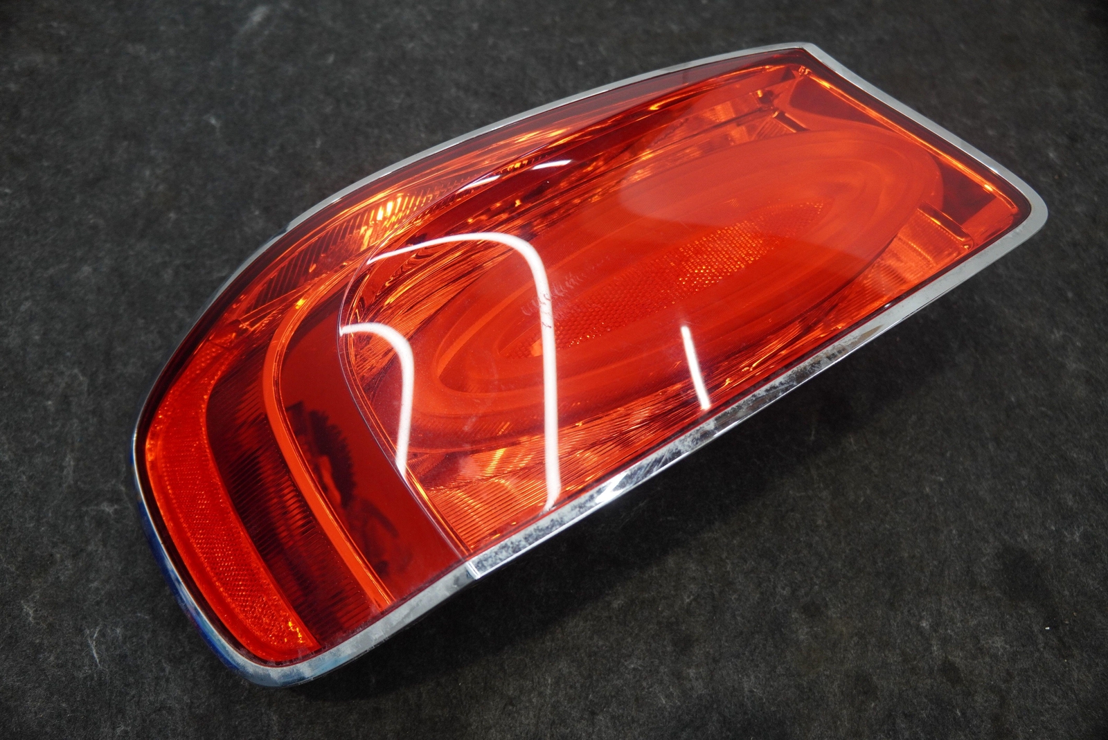 Rear Left LED Tail Light Lamp Assembly 4W0945095J OEM Bentley Flying Spur 2013+