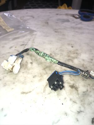 2000-2005 Mitsubishi eclipse 12v outlet power mirror switch wiring harness d25