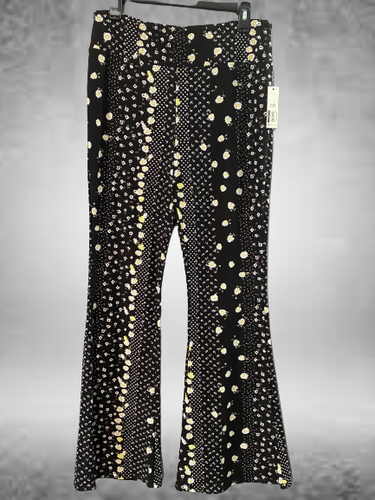 No Boundaries Flare Yoga Pants