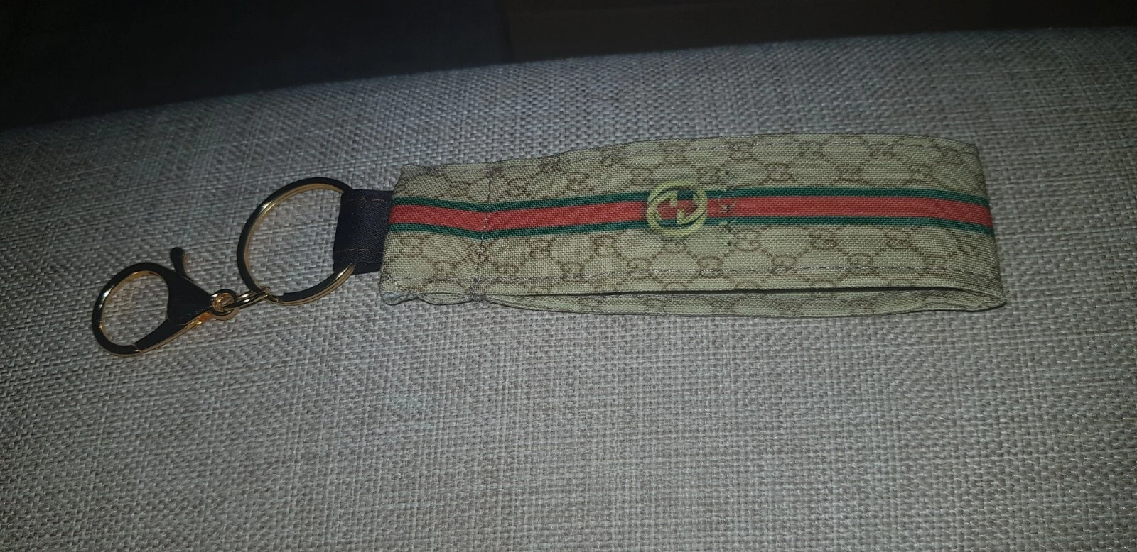 Foto 4 di 4