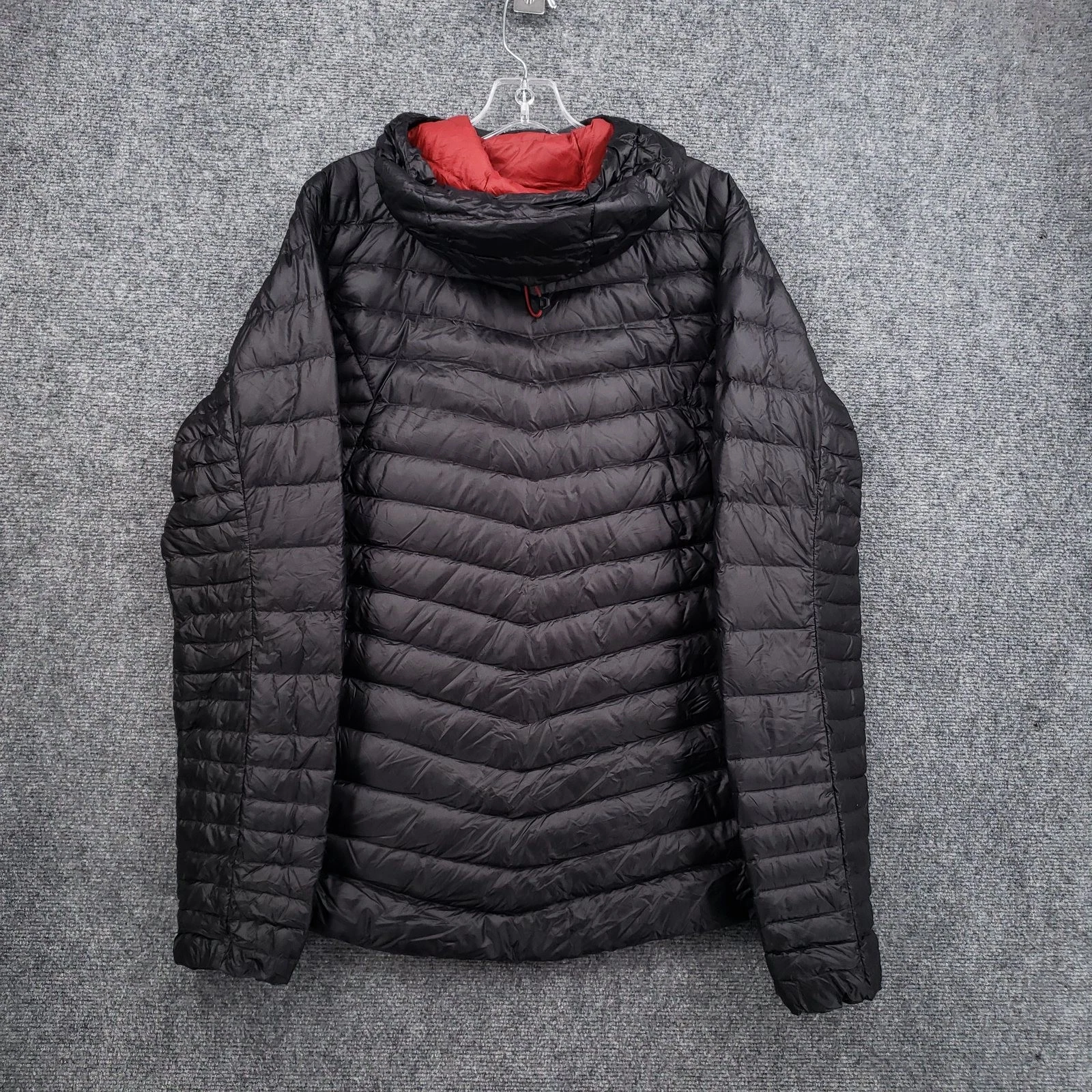 Berghaus Extrem Mens M Medium Down Puffer Hooded Jacket Full Zip Black Quilted - product detail image 2