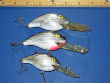Lot of 3  - 2 Rebel Deep Maxi R 1 Mini R Lures Silver Black