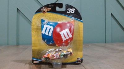 M&M Elliott Sadler # 38 2004 Ford Taurus diecast car