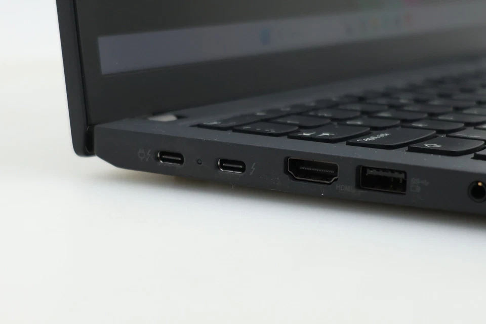 Lenovo ThinkPad X13 G3 · i5-1250P · 16GB · 256GB, photo 4 of 5