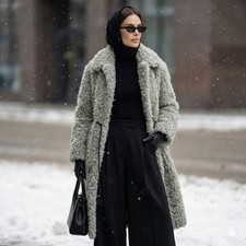 ZARA 🤍 LIMITED EDITION Teddy DAMEN MANTEL FELLMANTEL LAMMFELL OPTIK Gürtel L