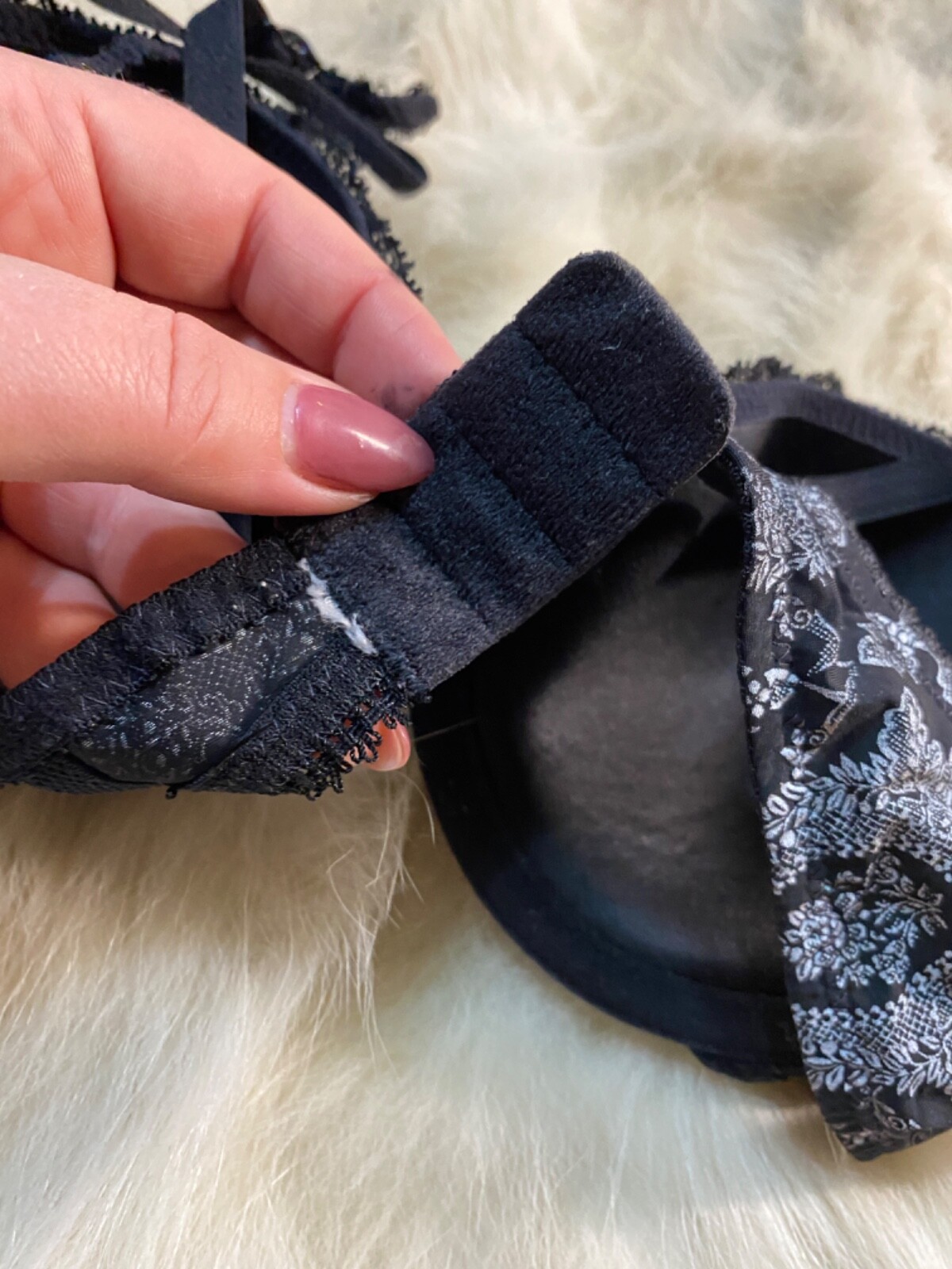 Label teared Bra size it 3a us 34a eu 75a padded underwired black gray ...