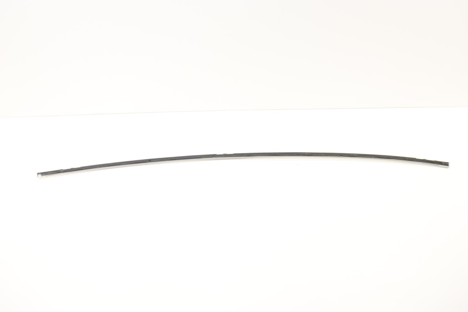 2014 - 2024 MASERATI GHIBLI LEFT DRIVER SIDE ROOF DRIP MOLDING OEM WHITE_BIA