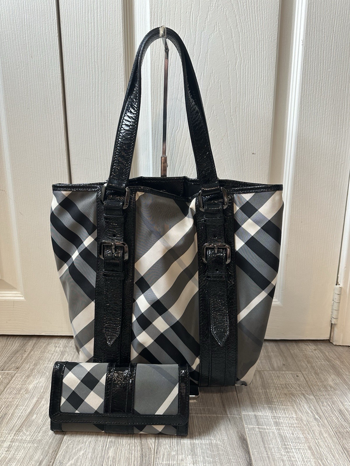 Burberry Purse and Wallet Set