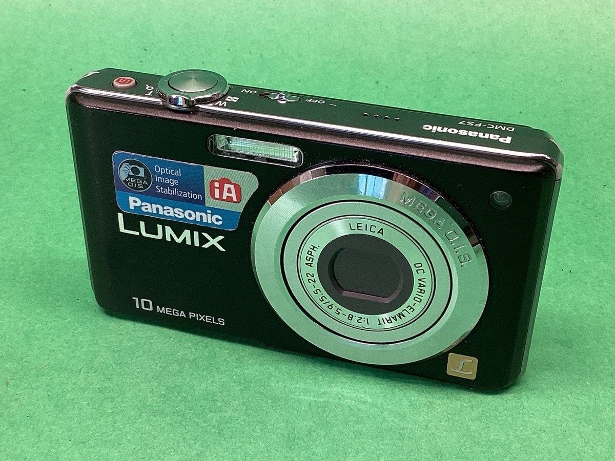 Panasonic DMC-FS7 LUMIX Compact Digicam Digital Camera + Battery