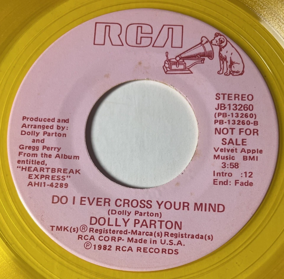 Dolly Parton 1982 Yellow Promo 45 NM RCA JB13260  I Will Always Love You.DJ Copy - Image 4 of 4