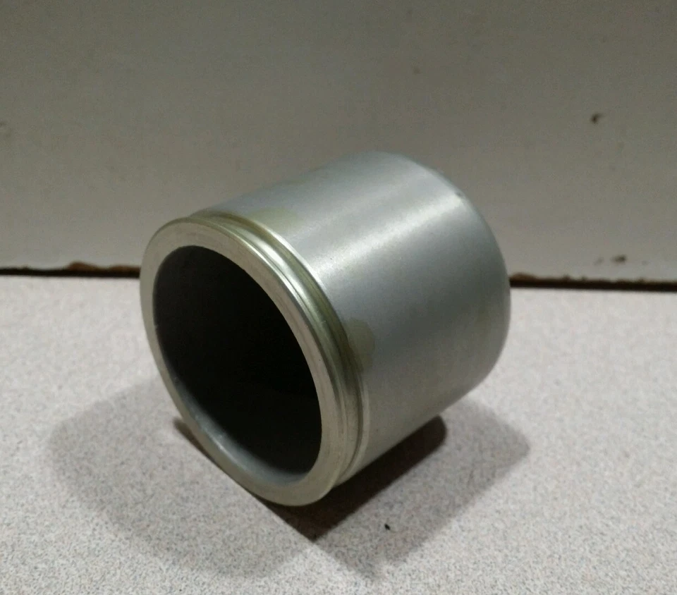 Pistón de pinza de freno Wagner F99980 para camioneta Ford Econoline E250, E350 F250, F350 Foto 2 de 4