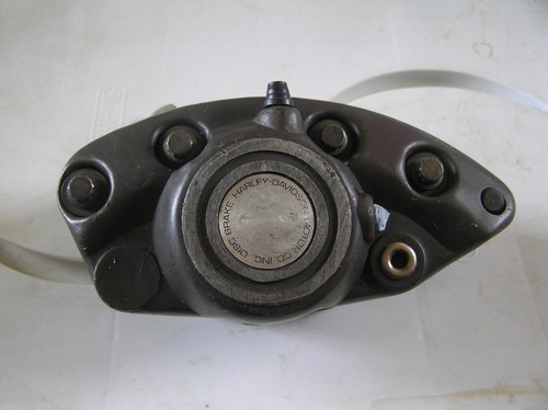 Harley Davidson 73-84 FL, FX Shovelhead Banana Brake Caliper 44105-72 REBUILT