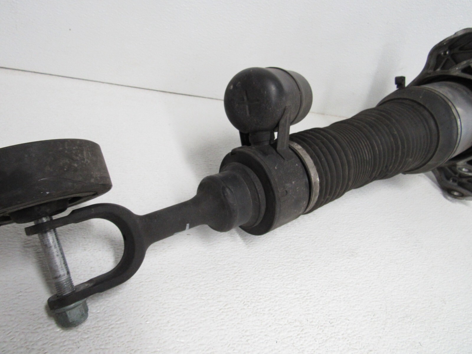 13 BENTLEY CONTINENTAL GTC GT V8 LEFT FRONT SHOCK AIR SUSPENSION STOCK OEM 6872