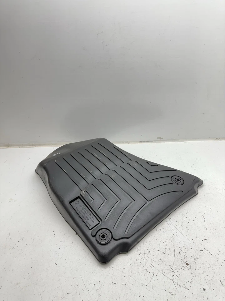 AUDI A4 S4 2009-2016 - ALFOMBRILLA DE GOMA DELANTERA DERECHA TECNOLOGÍA CLIMÁTICA OEM Foto 3 de 4