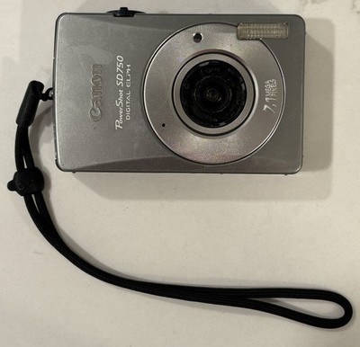 Canon PowerShot Digital ELPH SD750 / Digital IXUS 75 7.1MP Digital