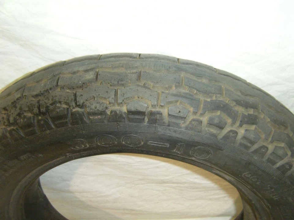 Cheng Shin 3.00-10 42J Tire w/Tube 75R-0001358 Honda 50 70 80 Scooter Mini Bike - Image 3 of 4