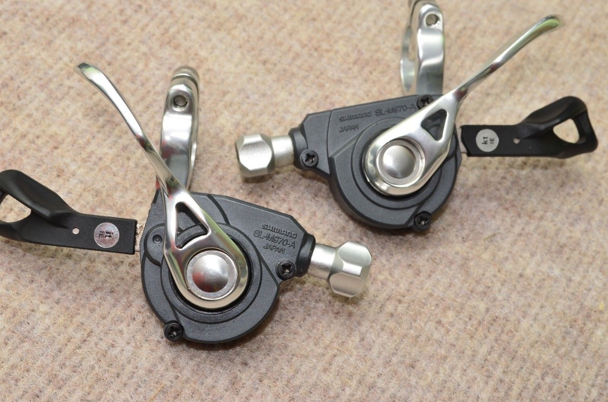 NEW Shimano XTR SL-M970A Index Trigger Shifters 9-speed 2x9 NEW Shimano XTR SL-M970A Index Trigger Shifters 9-speed 2x9