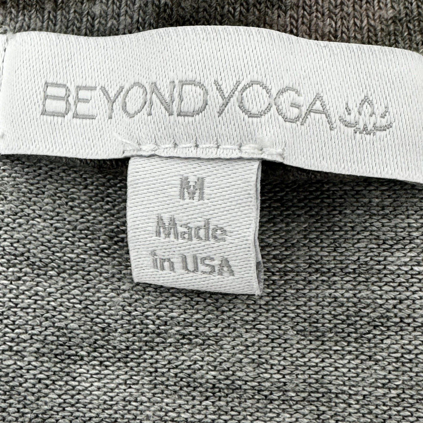 beyond-yoga leopard raglan crew neck light soft sweatshirt