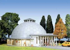 JENA PLANETARIUM GEODESCIC DOME with COLONADE LEDs  146 pieces FALLER KIT NEW