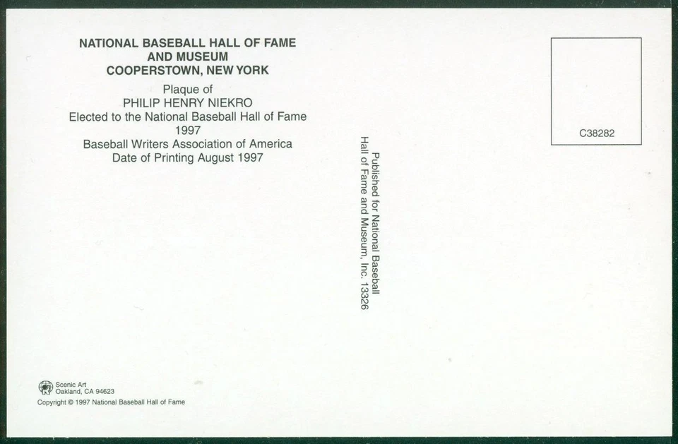 082, Original Autograph of Phil Niekro (2), HOF Plaque Postcard, Atlanta Braves - Image 2 of 3