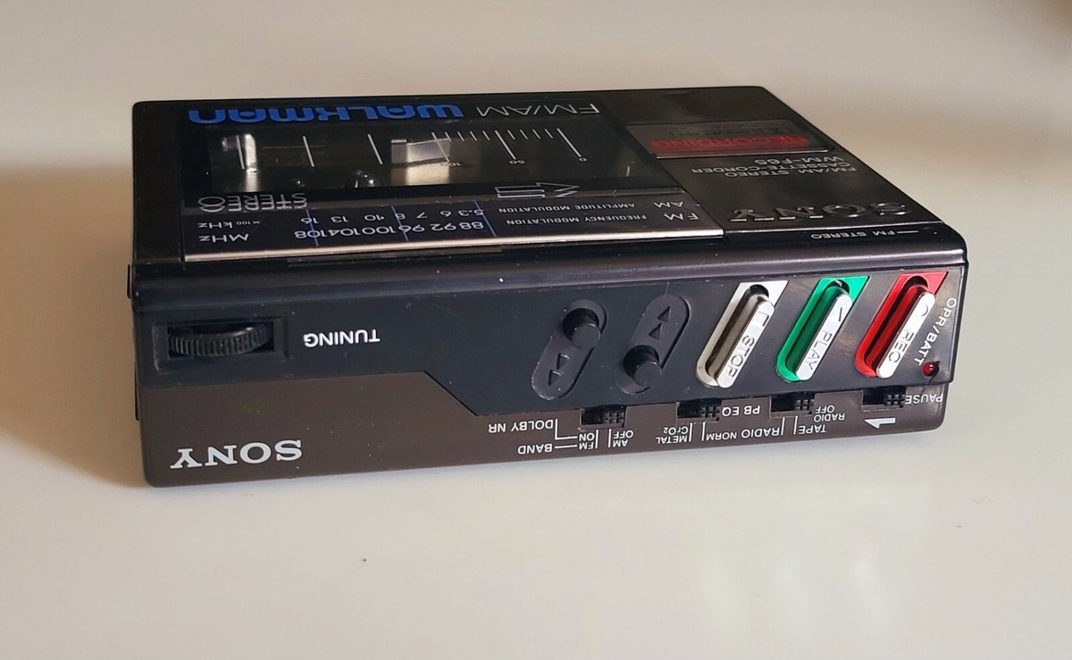 Super rare 1980s SONY Walkman WM-F65 Radio Cassette Player