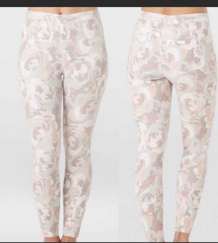 Spanx Ankle Jean-ish Leggings Abstract 