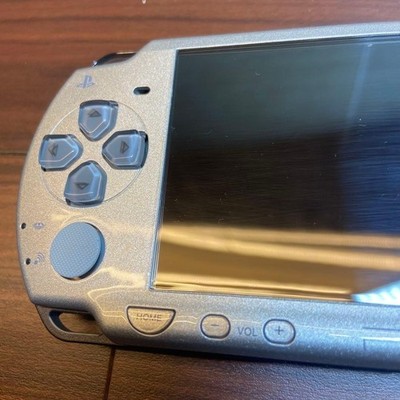 PSP 2000 Final Fantasy 7 Crisis Core Limited Edition 10th Model