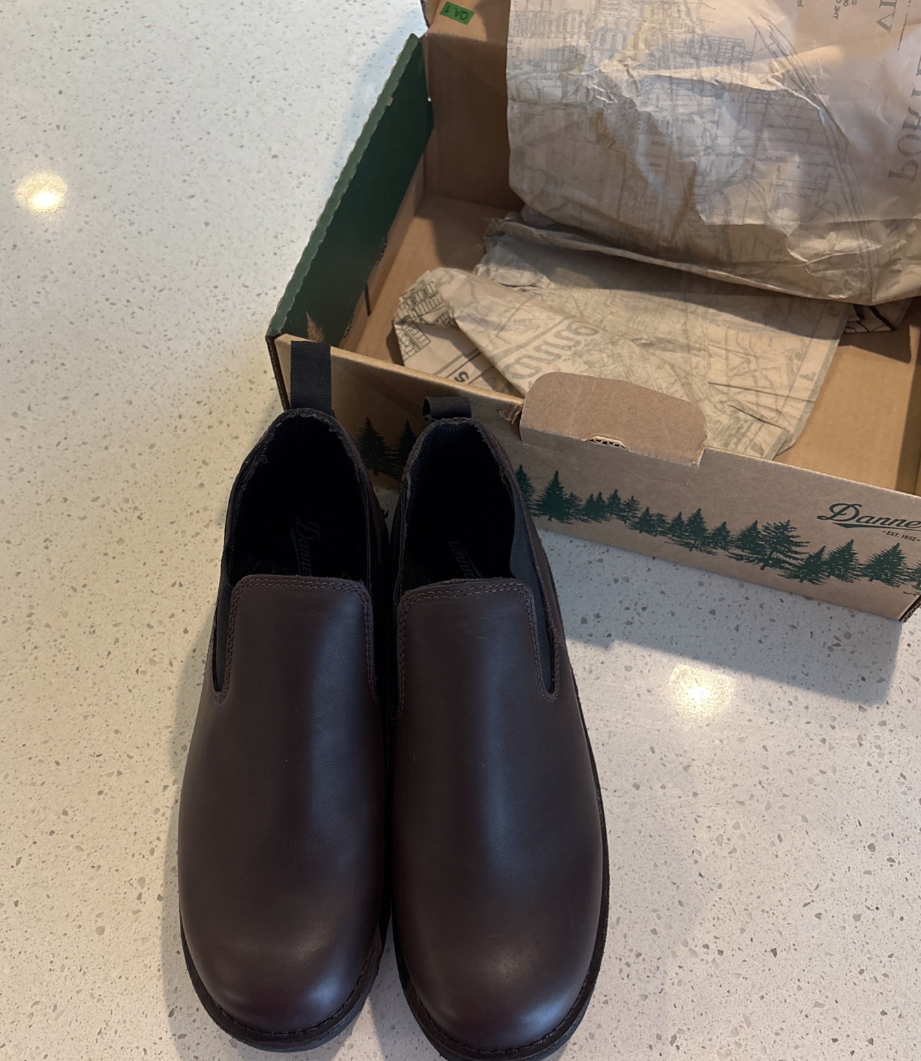 's Romeo, Size 11.5 Ee, 3&rdquo;h, Brown, Oil & Slip Resistant W