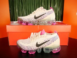 cream and pink vapormax