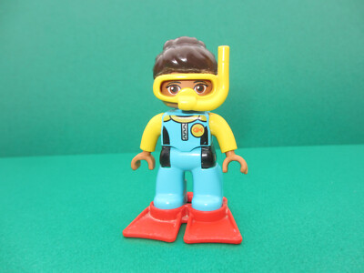 Lego Duplo Figur junge Frau Taucherin dunkle Haut Taucherbrille Flossen(150322M)
