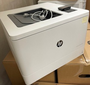 HP Color LaserJet Enterprise M751dn A3/A4  inkl. Toner