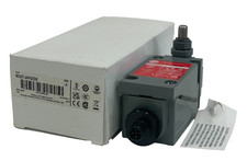 ALLEN BRADLEY 802T-APDD5 LIMIT SWITCH SER. J 802TAPDD5 NEW,SURPLUS