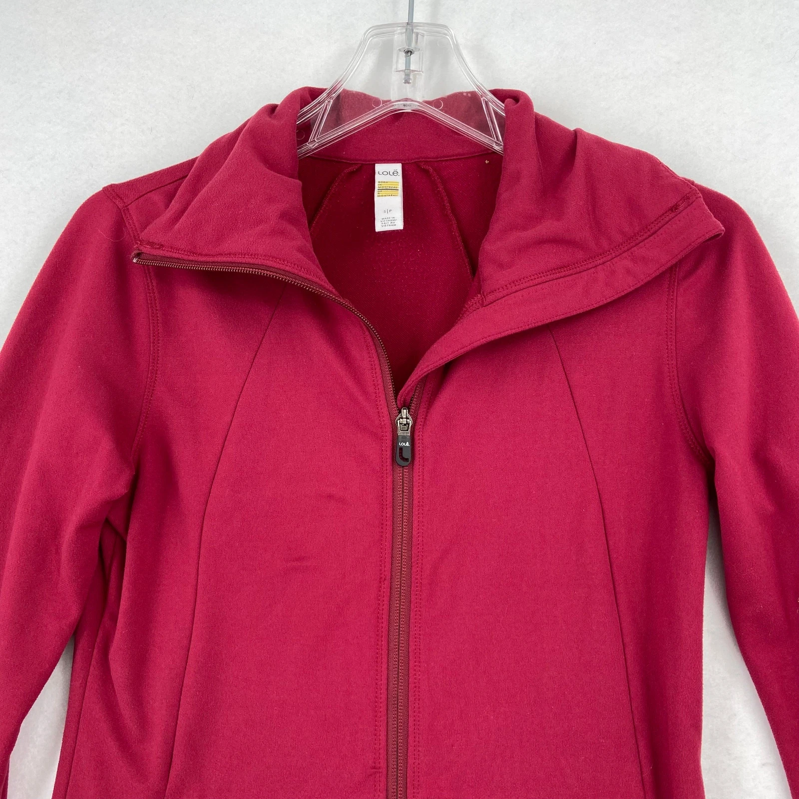 lole full zip berry pockets thumbhole sleeves stretch jacket