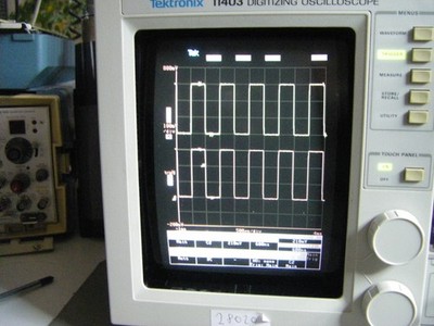 Tektronix 11403  1GHz Digitizing Oscilloscope + 11A72-2Kanal Einschub  gebaucht