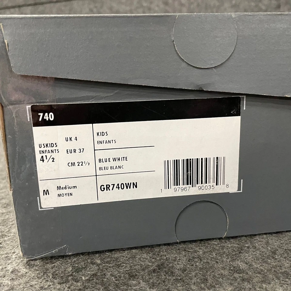 Tênis de corrida NEW BALANCE 740 infantil tamanho 4.5 azul/branco - Imagem 4 de 4