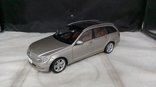 AUTOart Mercedes-Benz C-Class Wagon 1/18 Scale Model Car