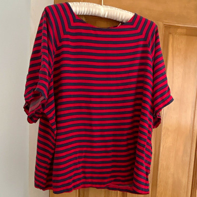 Levi s XL  viscose top. Adorable square neckline. Perfect with jeans.