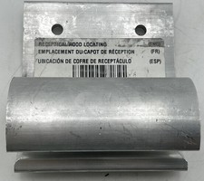 OEM PACCAR Hood Locating Receptacle Bracket L67-1000 22107AA For Kenworth