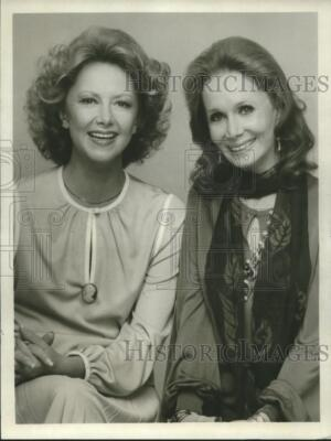 #ad #ad 1980 Press Photo Cathryn Damon Katherine Helmond in quot;Soapquot; nox16366 $33.99