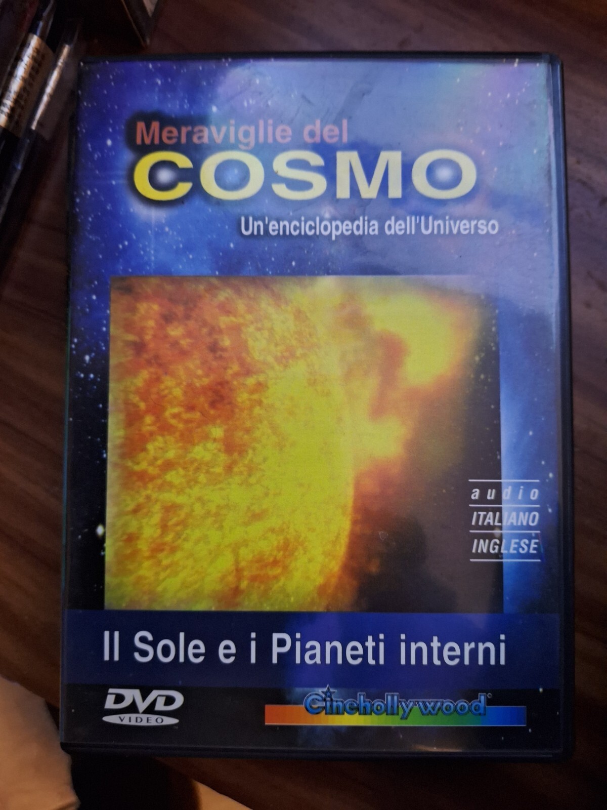 Foto 11 di 24