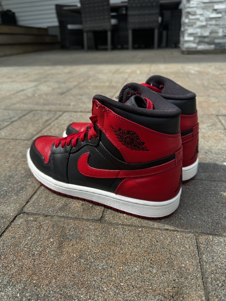 AIR JORDAN 1 HIGH OG LLIC RED　　N10 NIKE AIR JORDAN 1 RETRO HIGH DMP CHICAGO BULLS SIZE 8