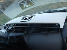 Calandre Peugeot 2008