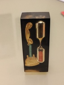 Vintage MCM Hourglass Sand Timer With Cute Gold Phone Accent