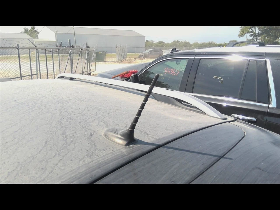 2014 2015 2016 2017 2018 JEEP CHEROKEE Antenna - Image 2 of 4