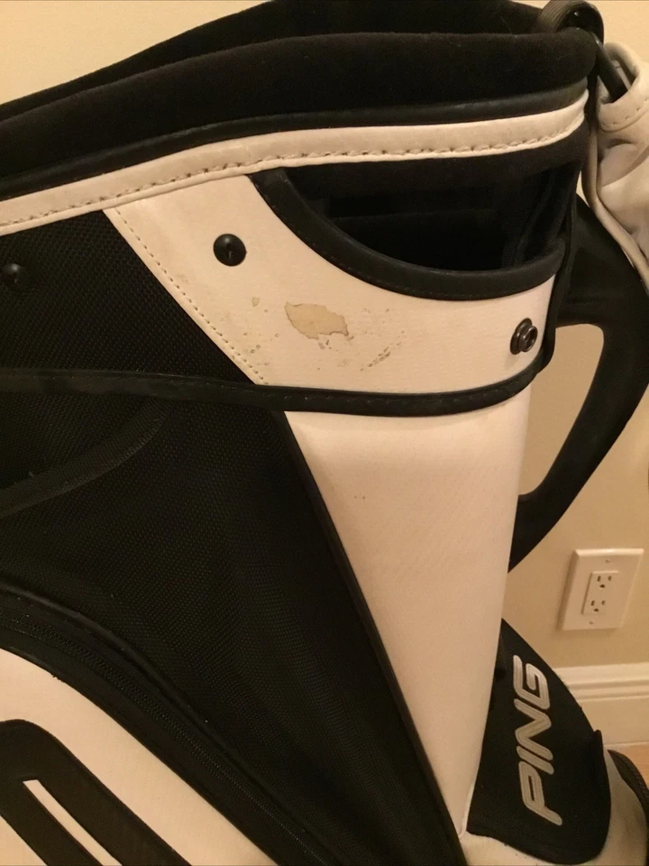 Ping Karsten Staff Golf Bag with 6-way Dividers & Rain Cover - Image 4 of 4