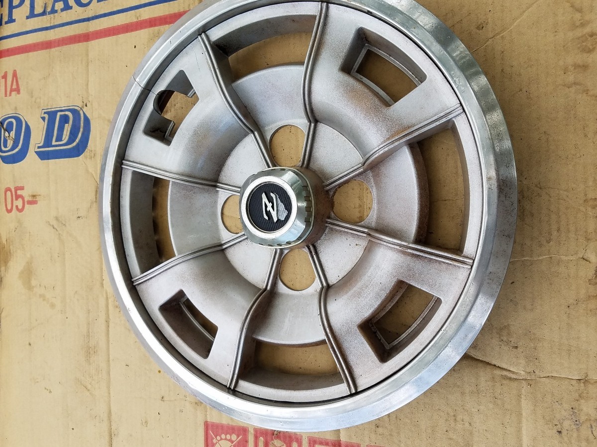 1978 Nissan 280Z Hubcap/Wheelcover | Vintage Part