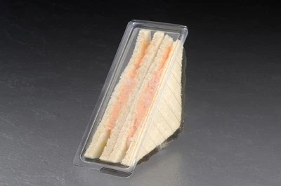 50 x Plastic Sandwich Triangle/Box/Container Catering Takeaway Hinged Pack Lunch