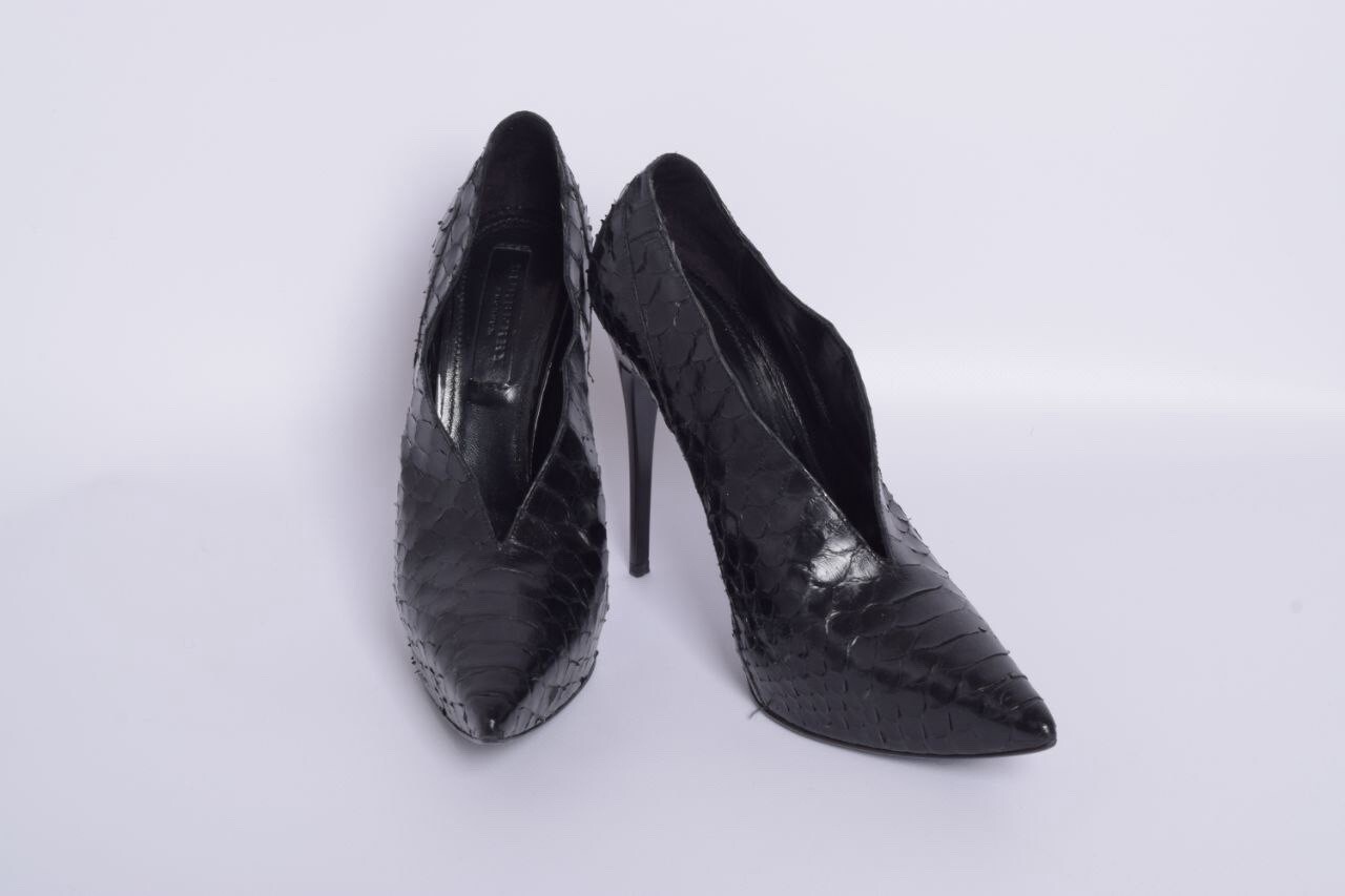 Burberry women's ankle boots with python leather,… - image 3