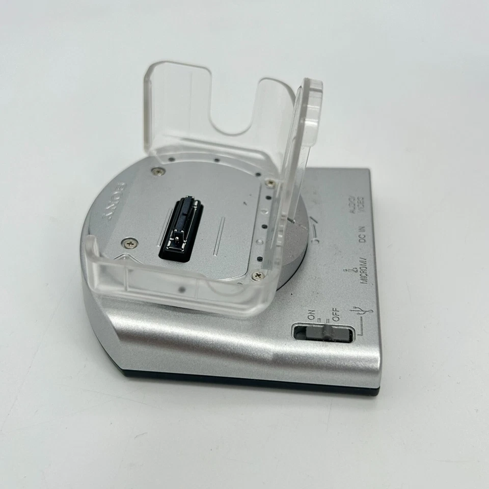 Estación de acoplamiento Sony Cradle Dock DCRA-C100 para videocámara HandyCam DCR-IP1E Foto 4 de 4