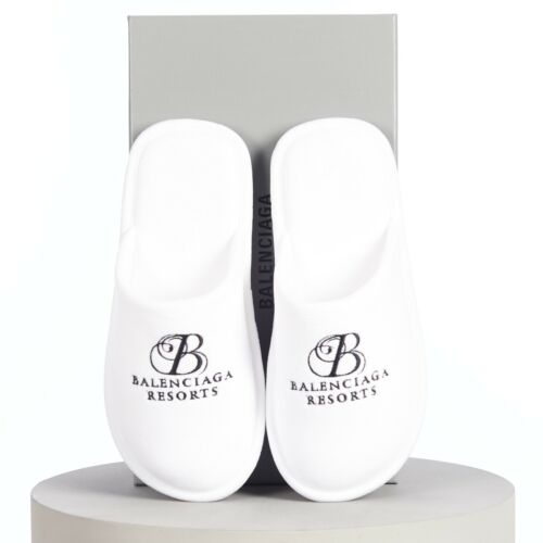 BALENCIAGA 550$ Men&#039;s Soft Mule Slipper In White Velours &amp; Black Logo Embroidery